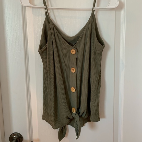 Button-Up Tank Top - Picture 1 of 2